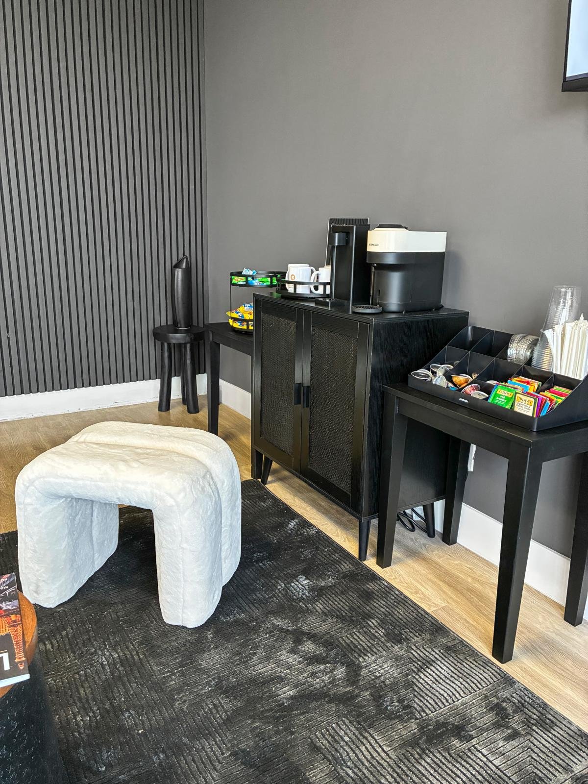 8b952a7b-18dc-4f40-b8c2-e65d1606fef1